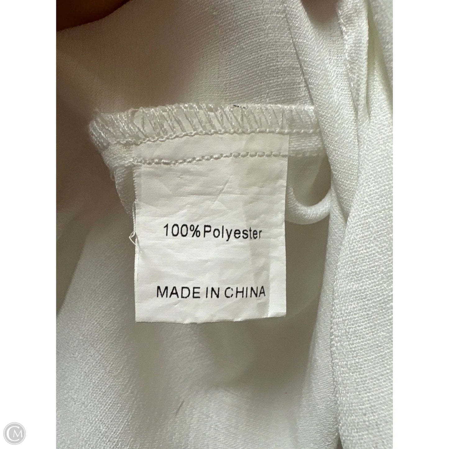 Top Long Sleeve By Clothes Mentor In White, Size: M