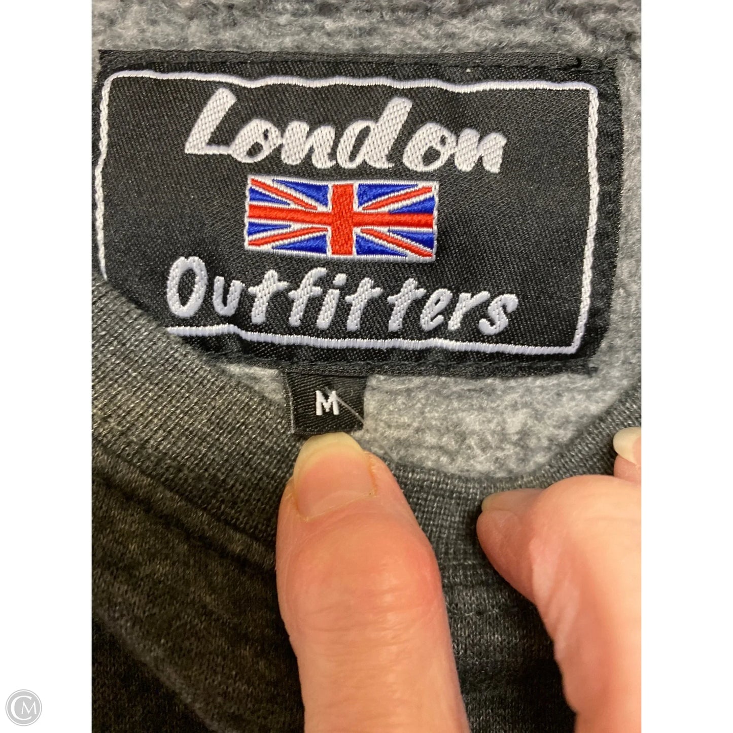 Sweatshirt Crewneck By Clothes Mentor In Black, Size: M