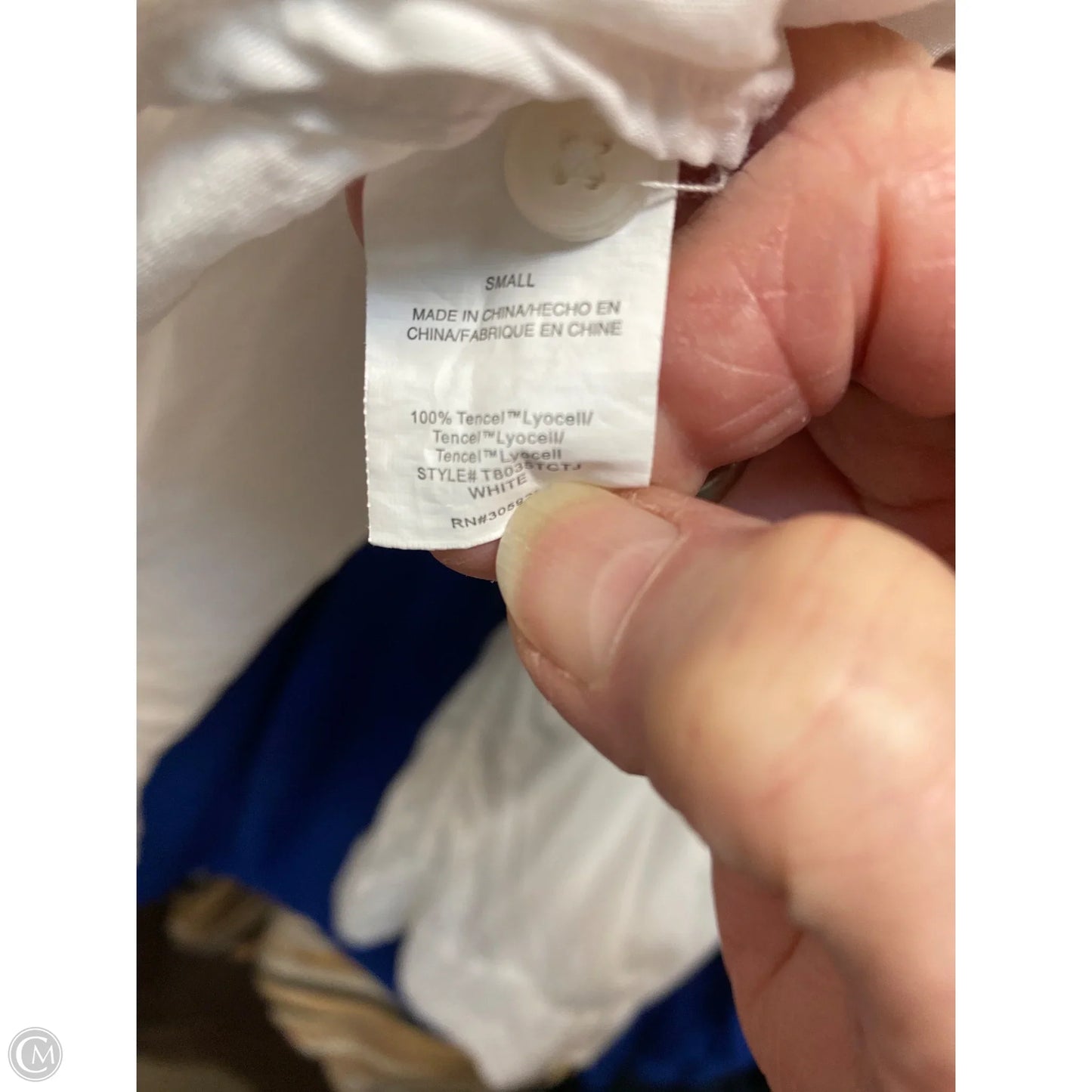 Top Long Sleeve By Thread And Supply In White, Size: S