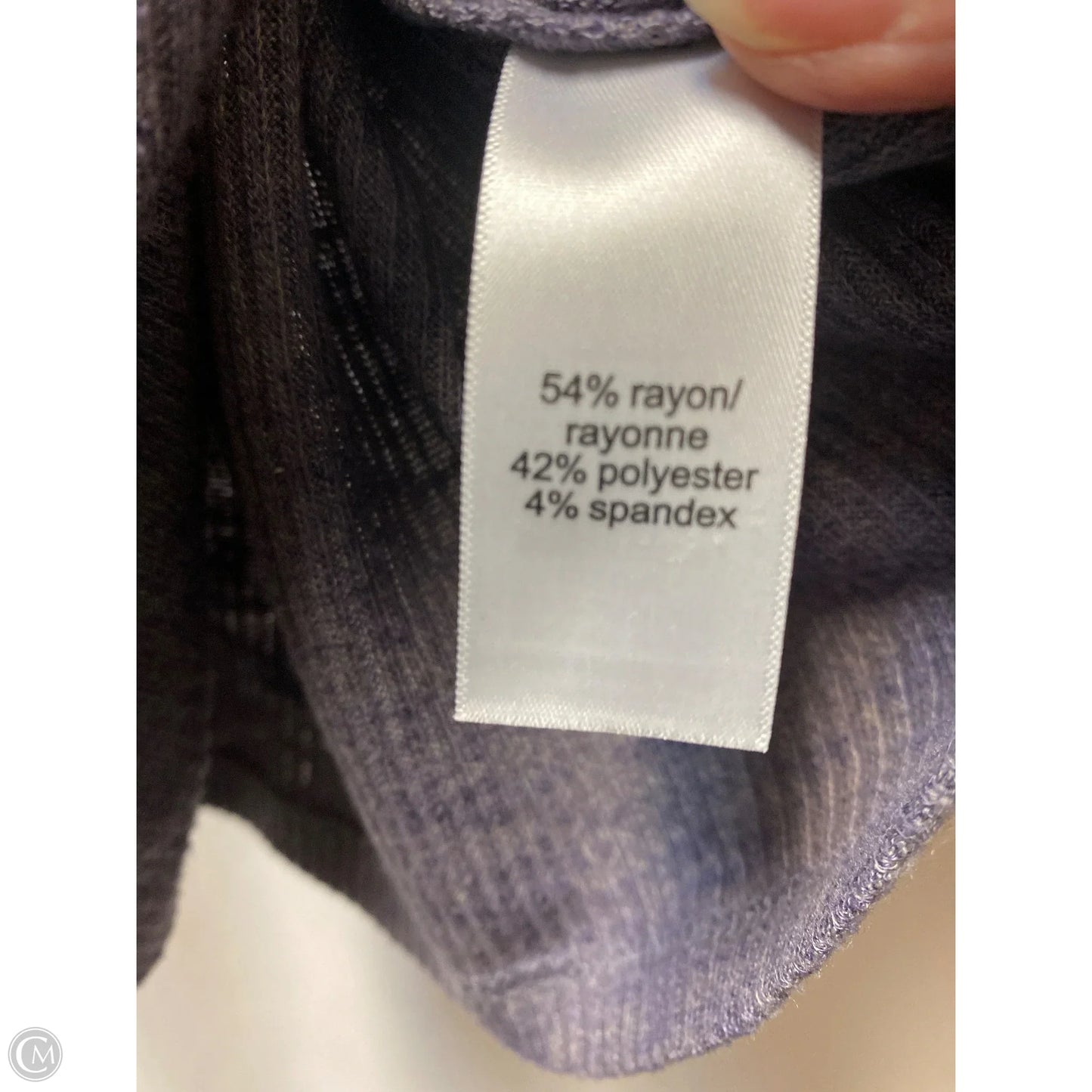 Top Long Sleeve By Maurices In Purple, Size: M