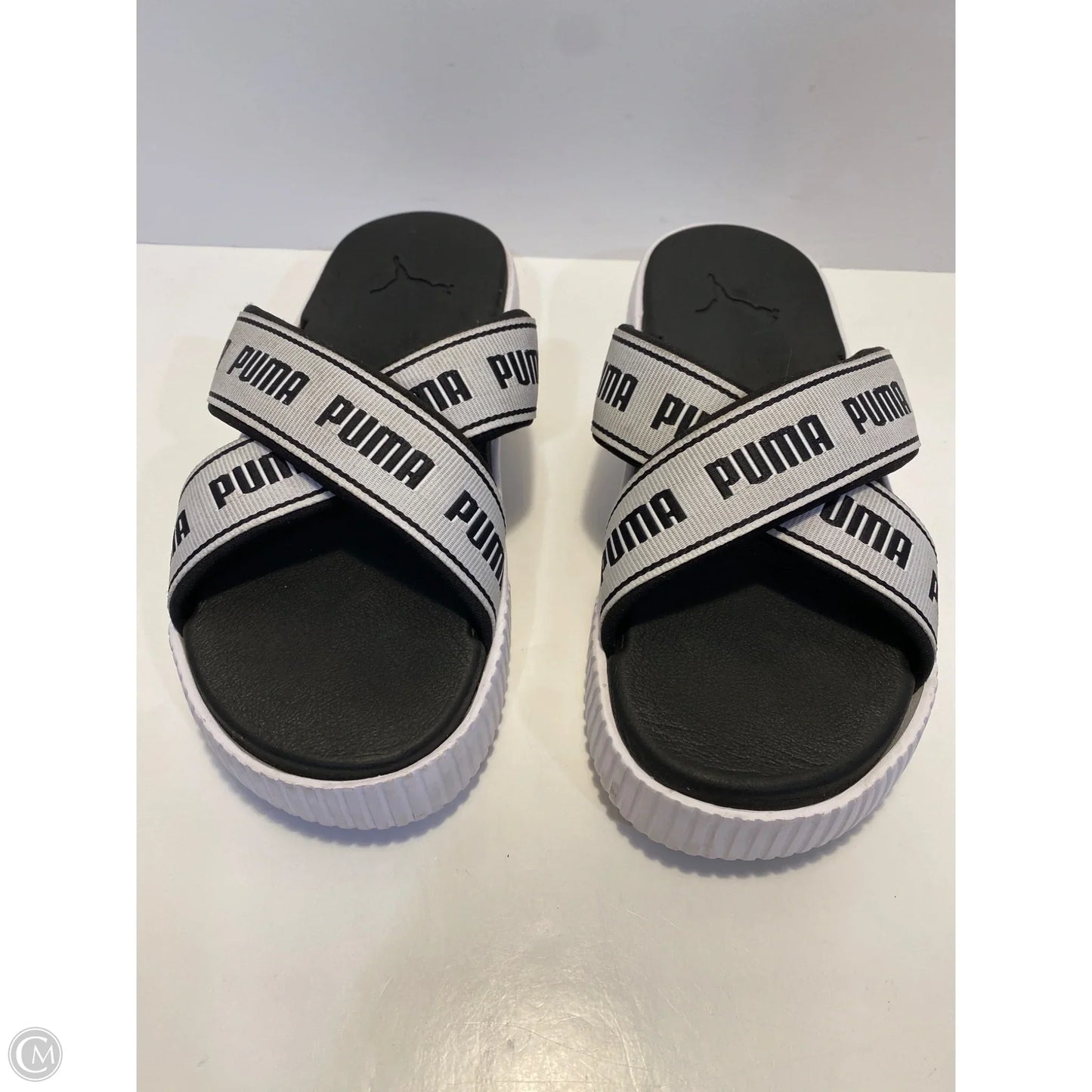 Sandals Flats By Puma In Black & White, Size: 7.5