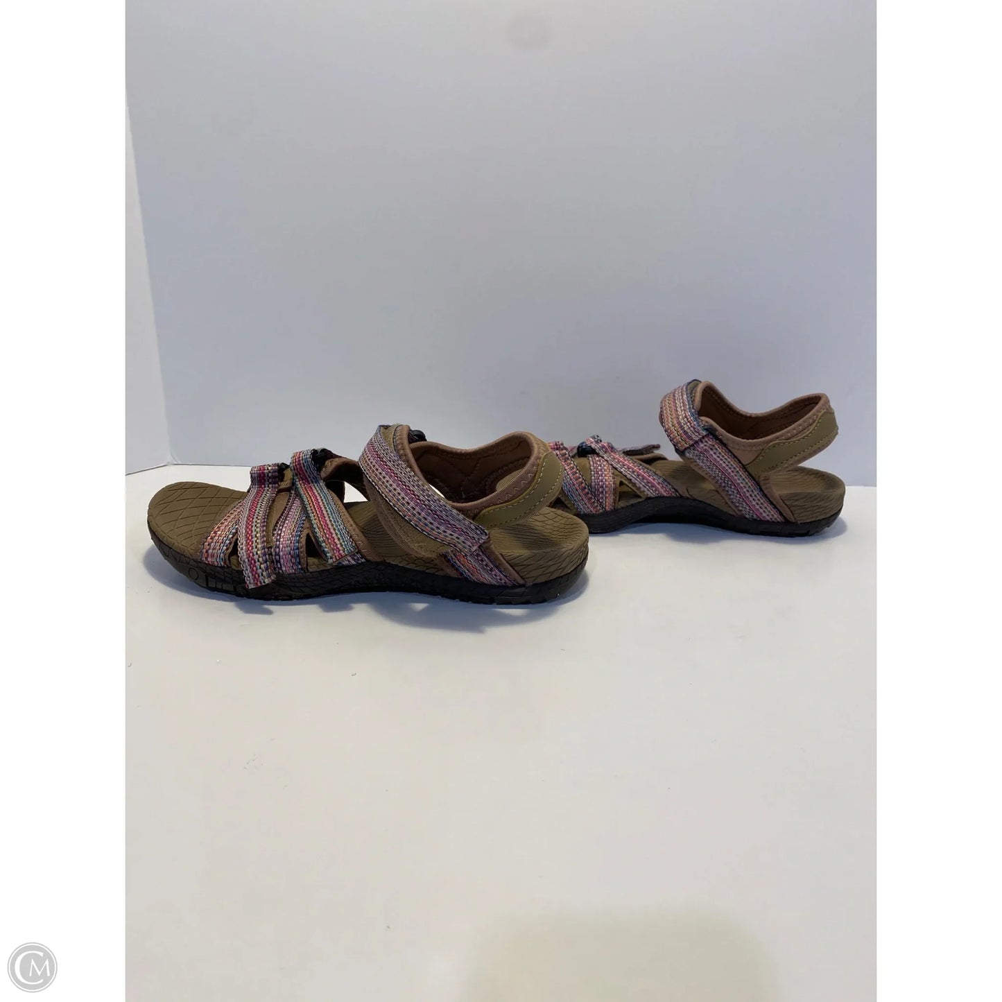 Sandals Flats By Clothes Mentor In Brown, Size: 8.5