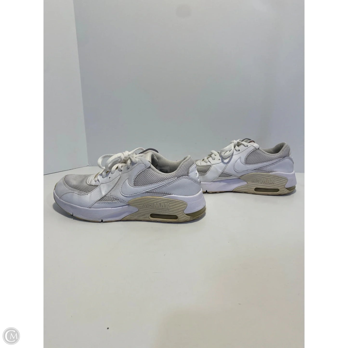 Shoes Sneakers By Nike In White, Size: 6