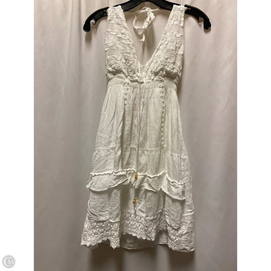 Dress Casual Short By Clothes Mentor In White, Size: L