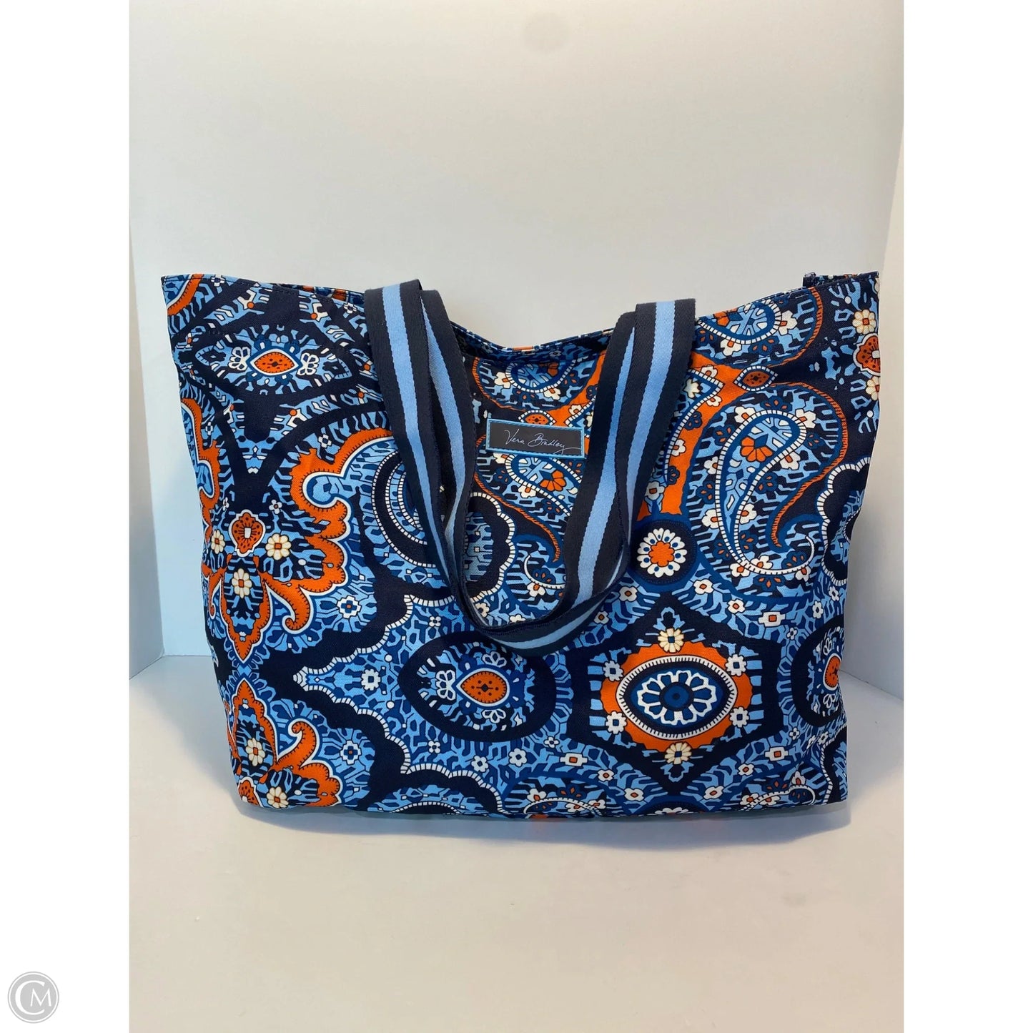 Handbag By Vera Bradley, Size: Large