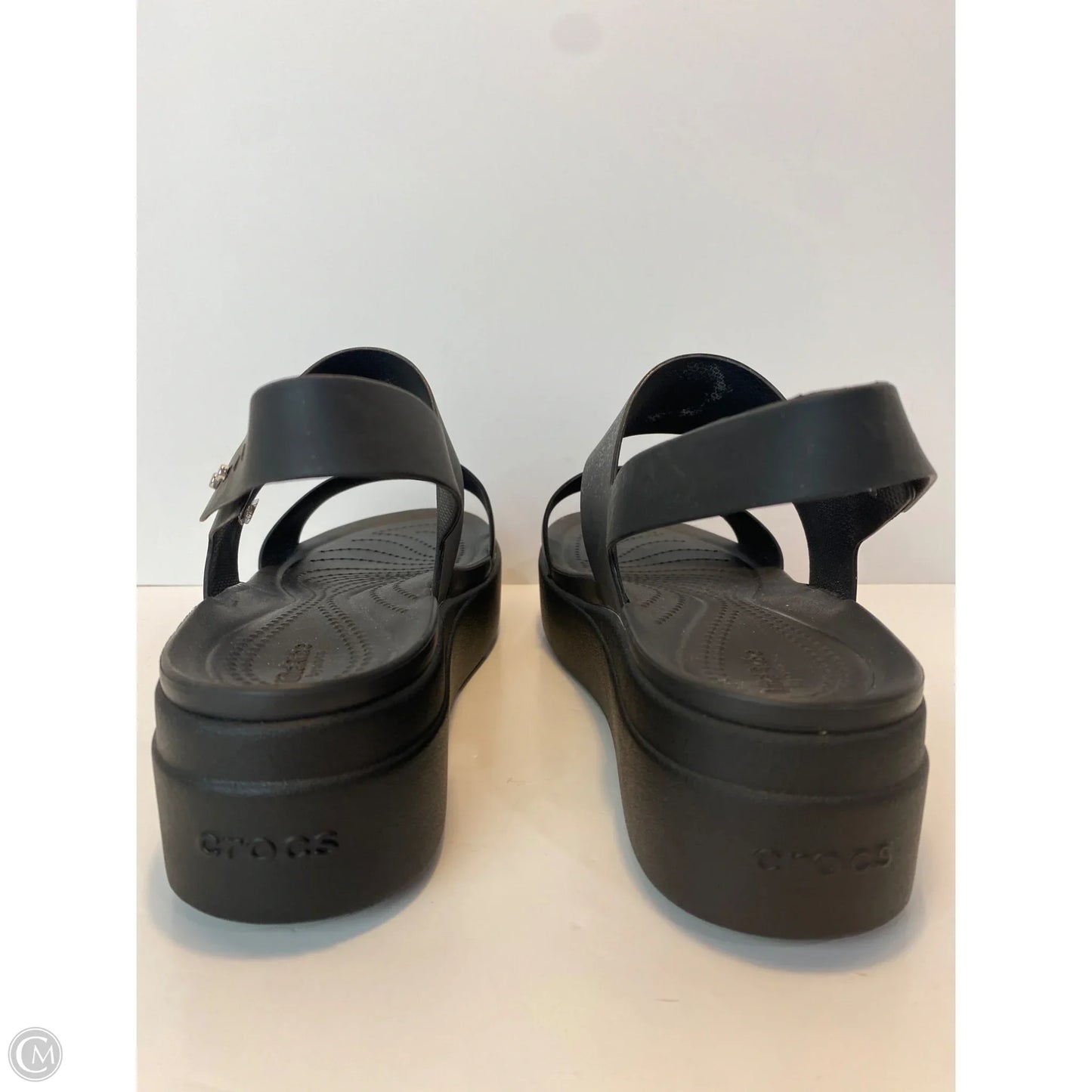 Sandals Heels Platform By Crocs In Black, Size: 10