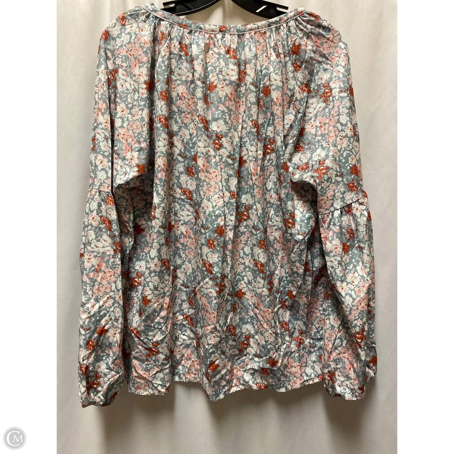 Top Long Sleeve By Clothes Mentor In Grey, Size: Xl