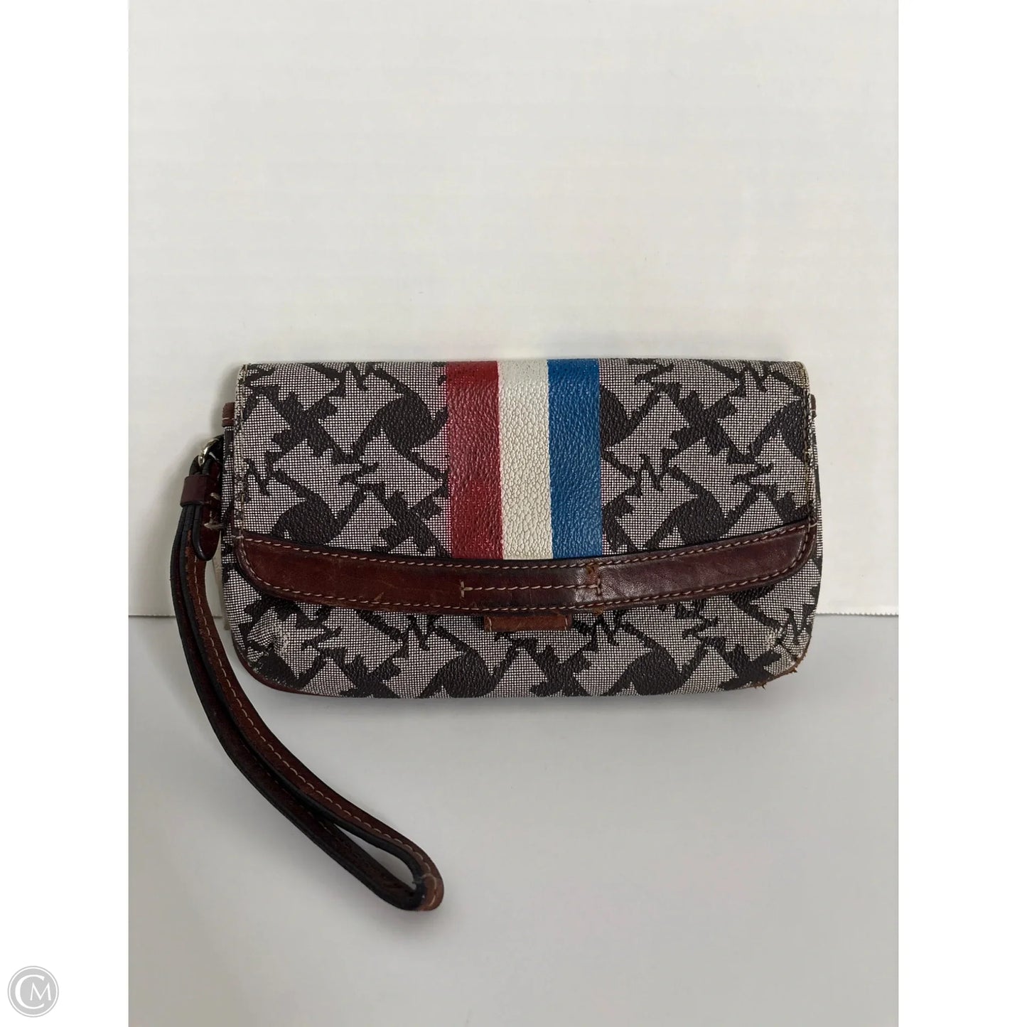 Wristlet By Juicy Couture, Size: Medium