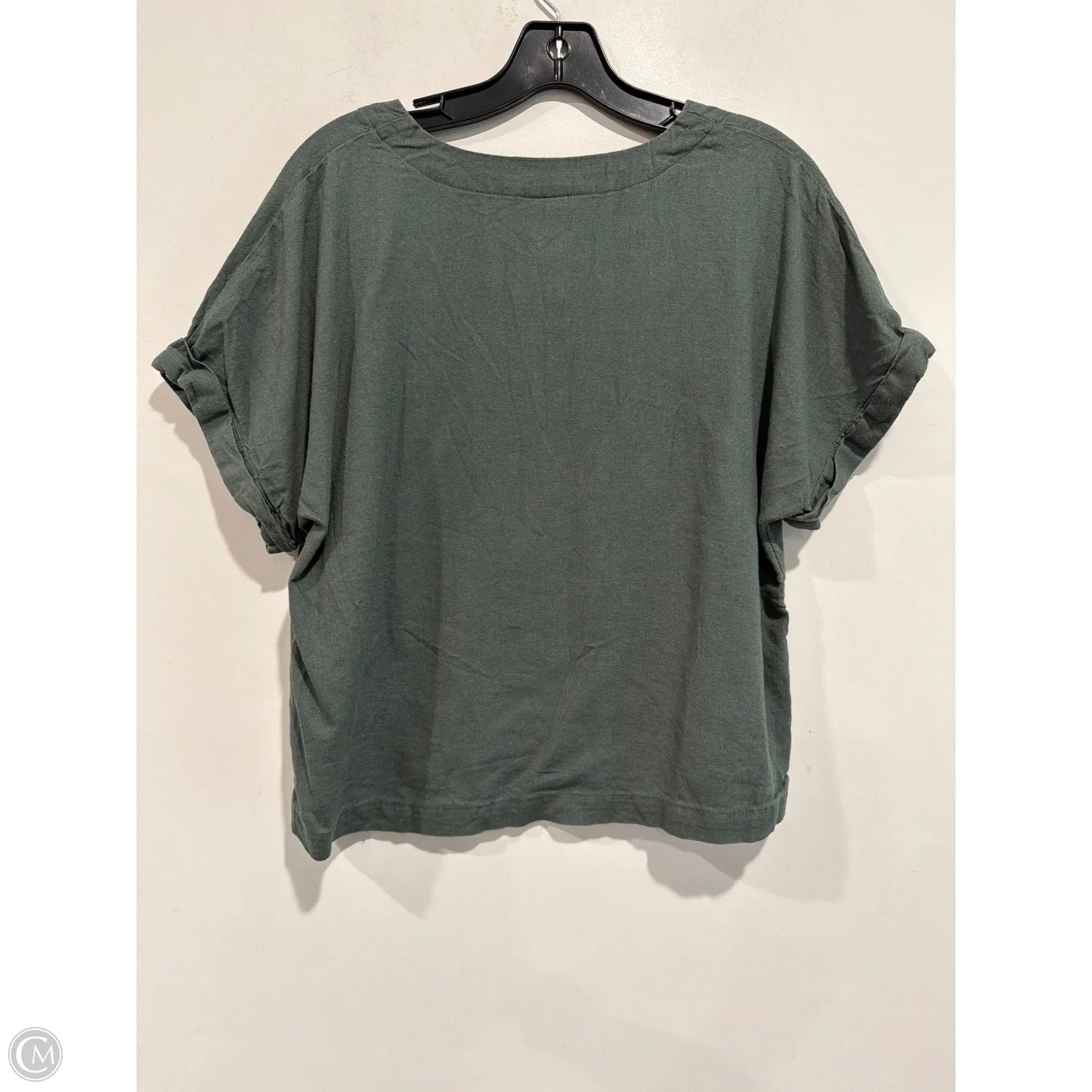 Top Short Sleeve By Universal Thread In Green, Size: M