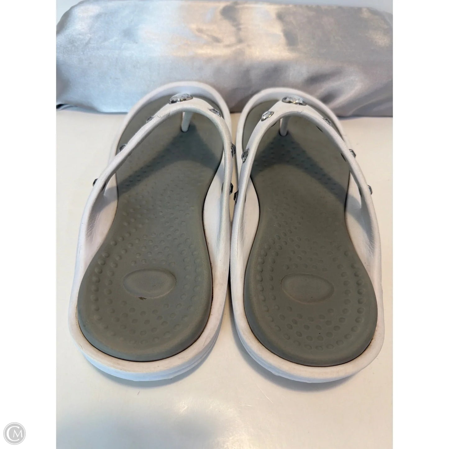 Sandals Flats By No Boundaries In White, Size: 8