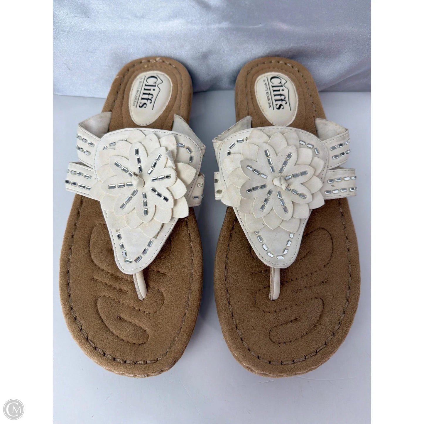 Sandals Flats By Cliffs By White Mountain In Cream, Size: 9