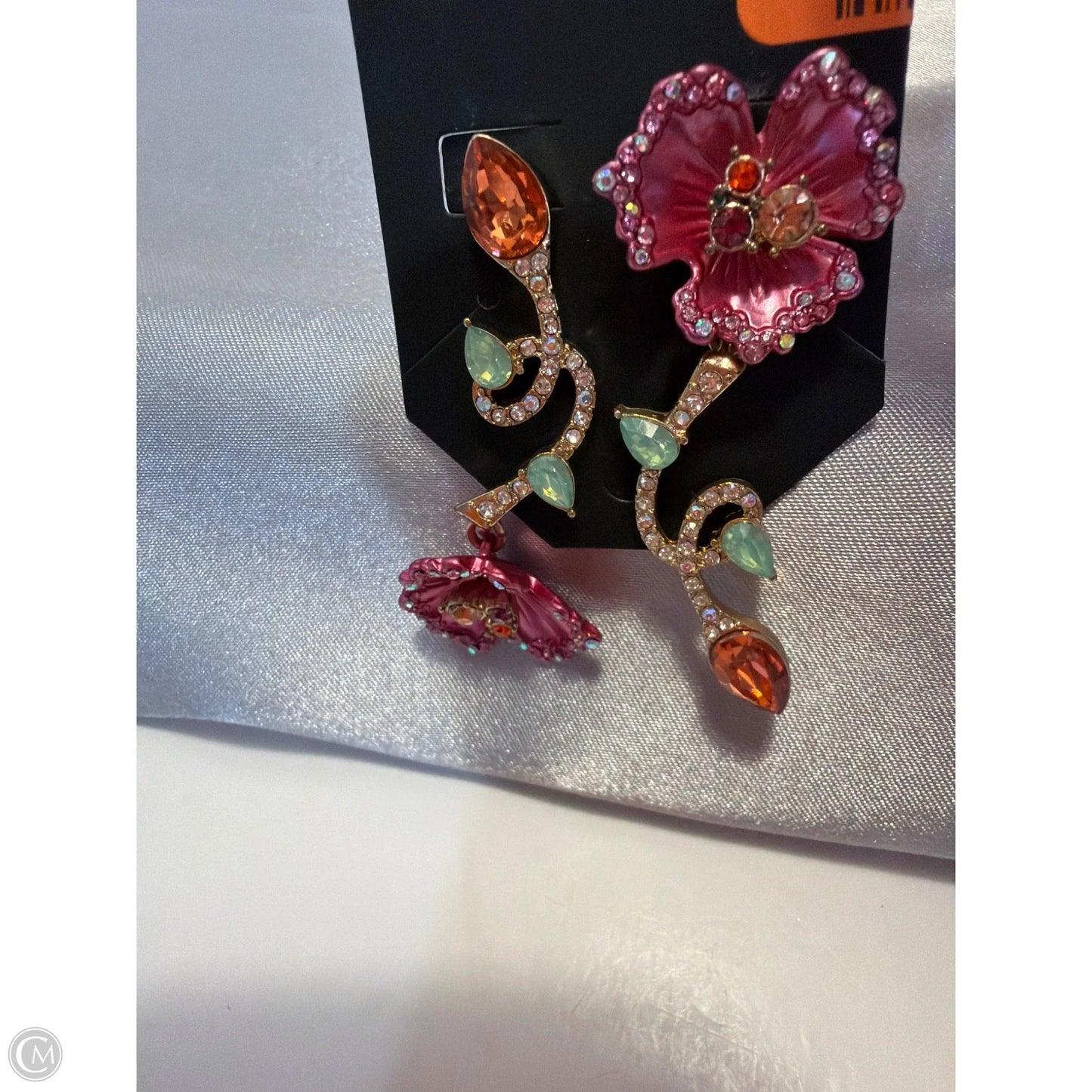 Earrings Dangle/drop By Betsey Johnson