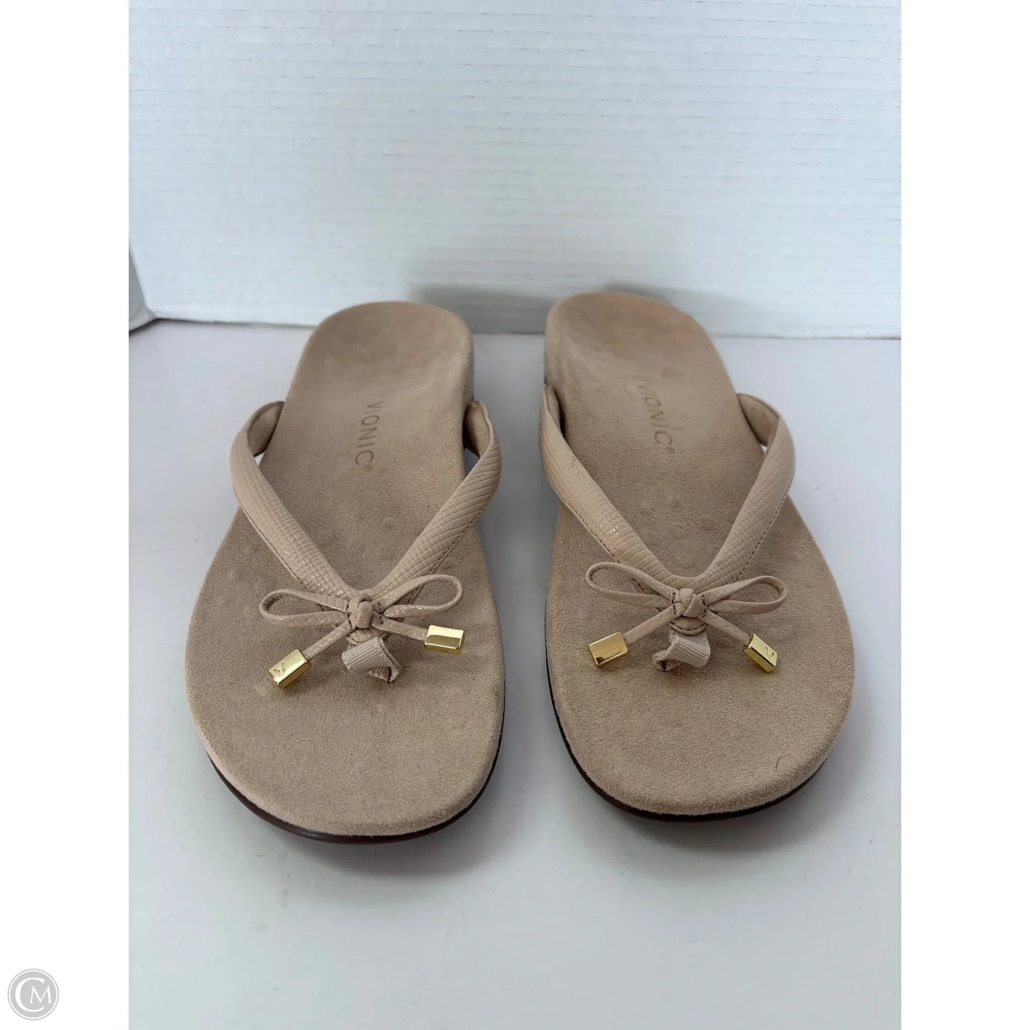 Sandals Flats By Vionic In Cream, Size: 10