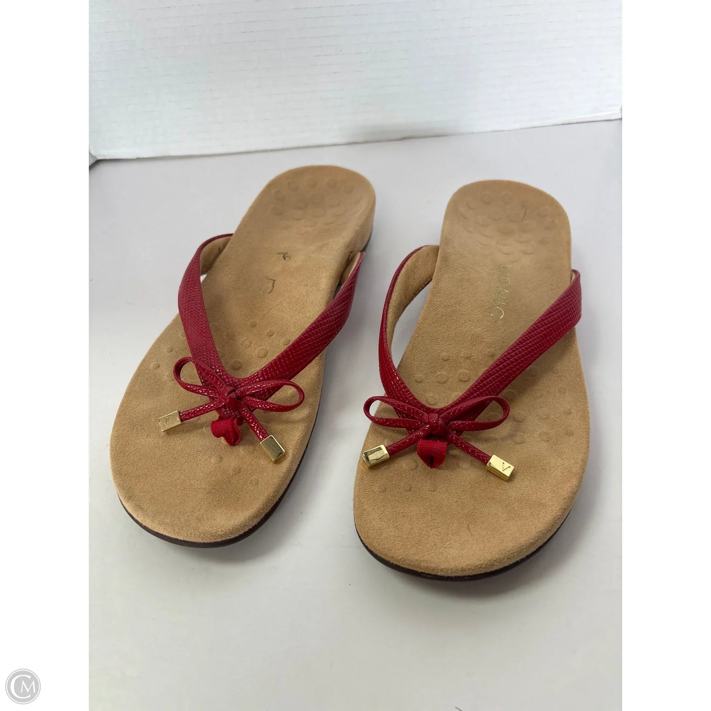 Sandals Flats By Vionic In Red, Size: 10