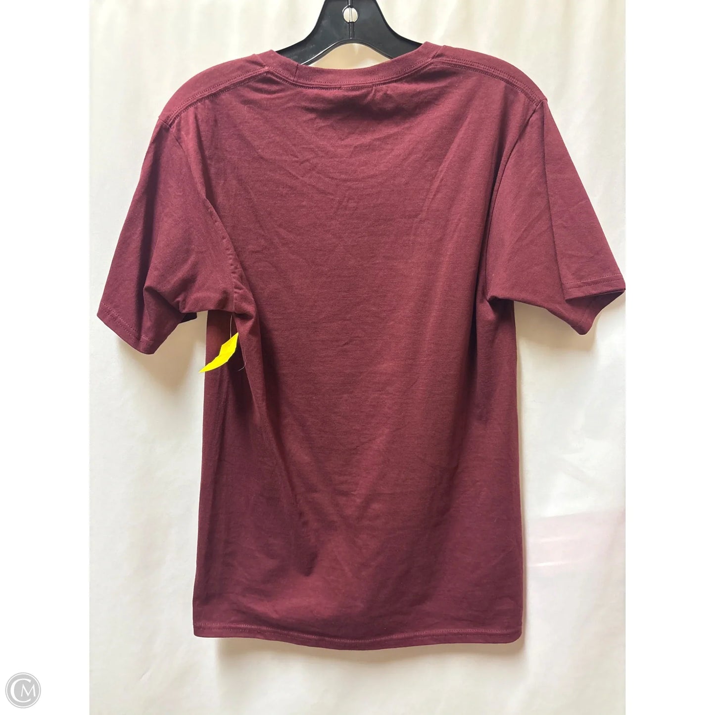 Top Short Sleeve By Port & Company In Maroon, Size: S