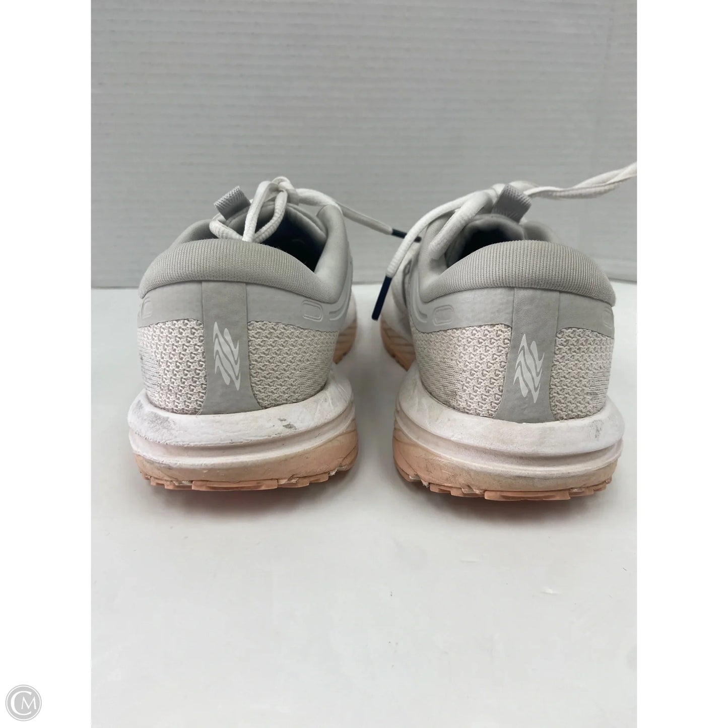 Shoes Athletic By Brooks In White, Size: 6