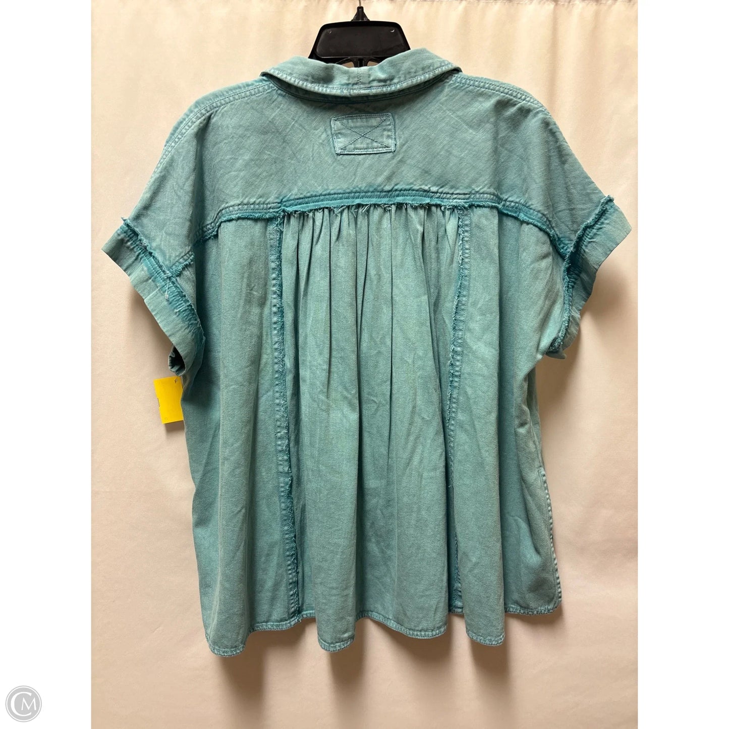 Top Short Sleeve By We The Free In Red, Size: S