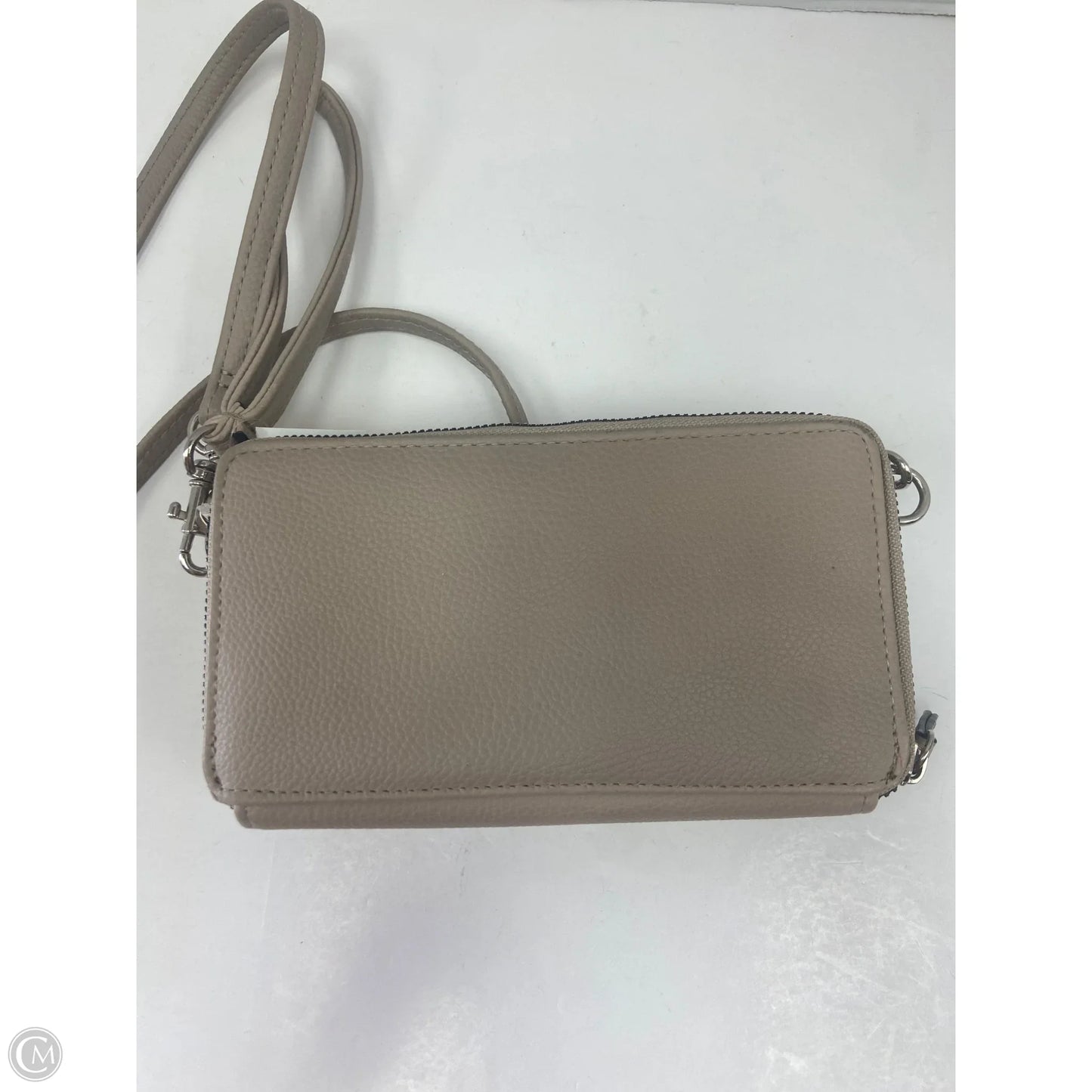 Crossbody By Kenneth Cole Reaction, Size: Medium