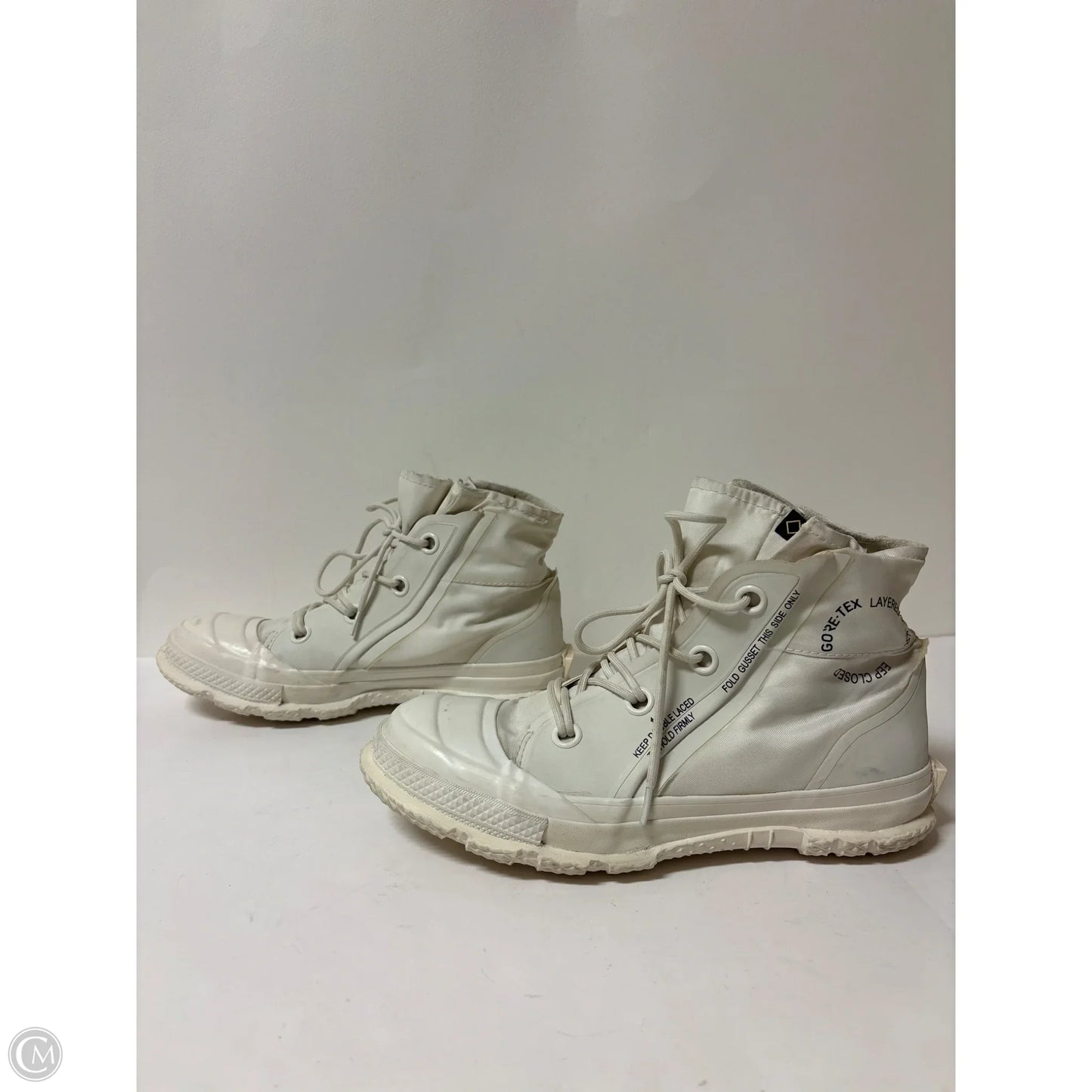 Boots Ankle Flats By Converse In White, Size: 8