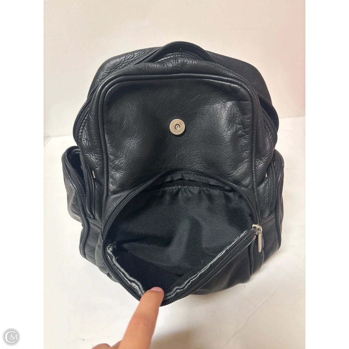 Backpack Leather By Wilsons Leather, Size: Medium