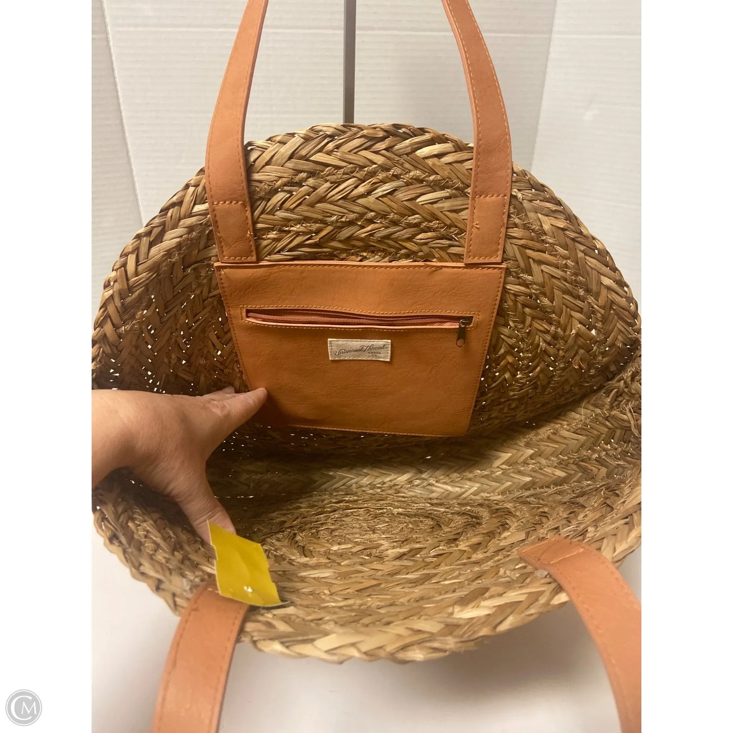 Handbag By Universal Thread, Size: Large