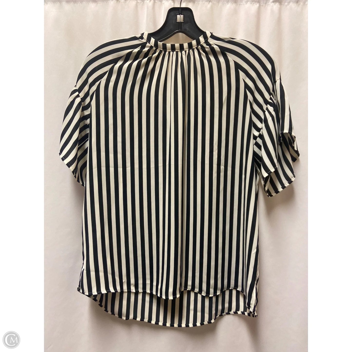 Top Short Sleeve By Loft In Tan, Size: Xs