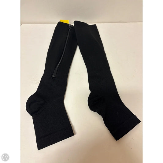 Socks By Clothes Mentor In Black, Size: 0