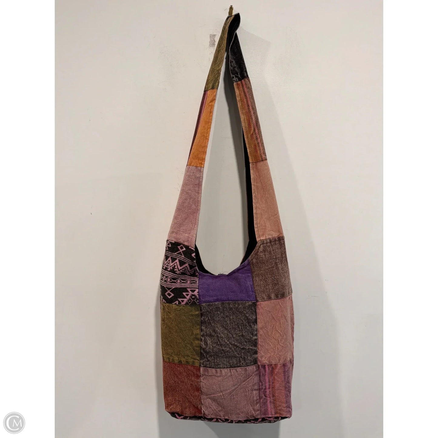 Crossbody By Clothes Mentor, Size: Large