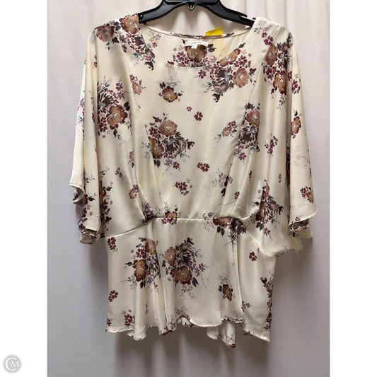 Top Short Sleeve By Maurices In Cream, Size: Xl