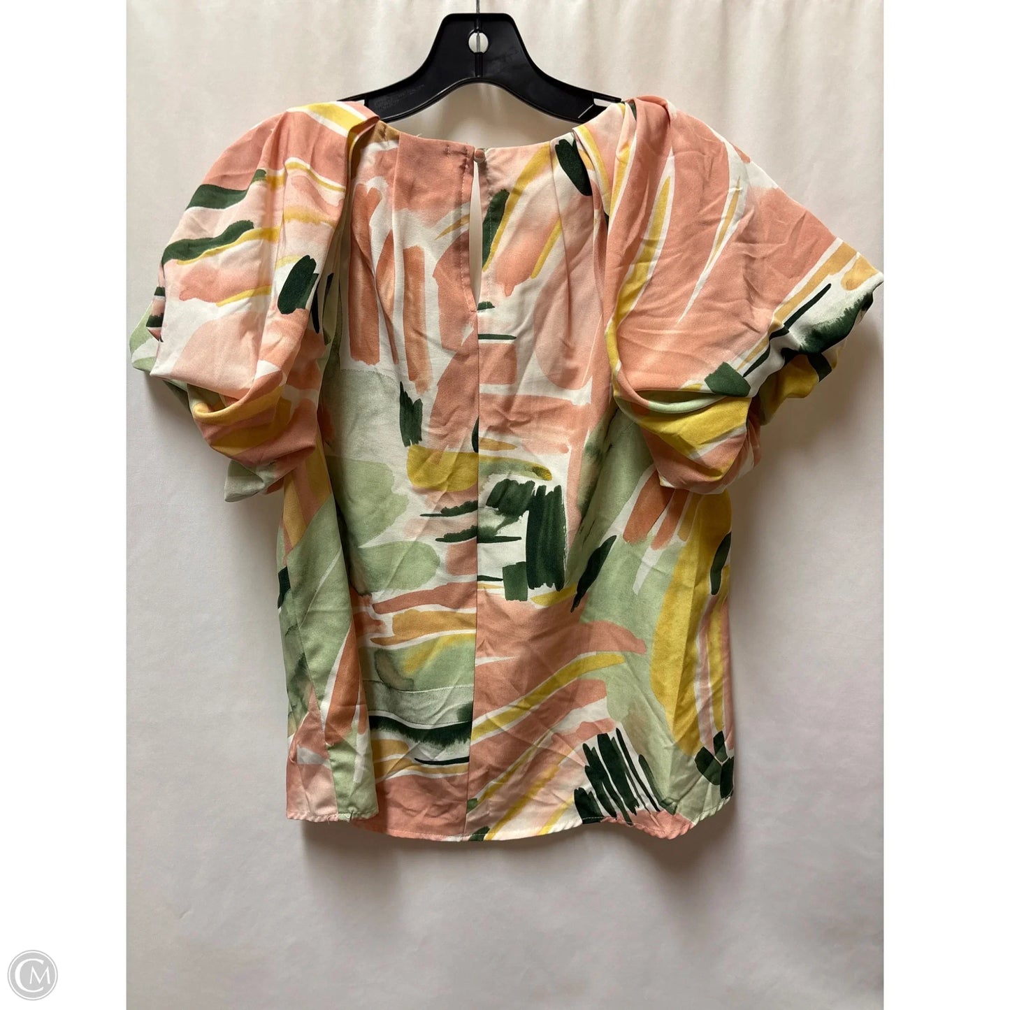 Top Short Sleeve By Clothes Mentor In Peach, Size: S