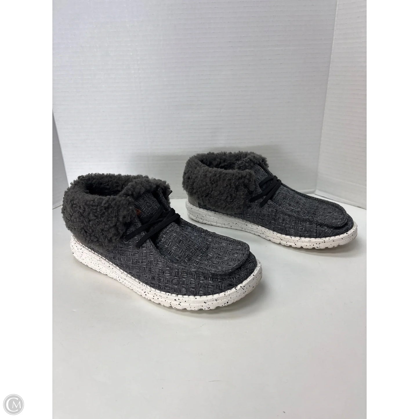 Shoes Flats By Hey Dude In Grey, Size: 7