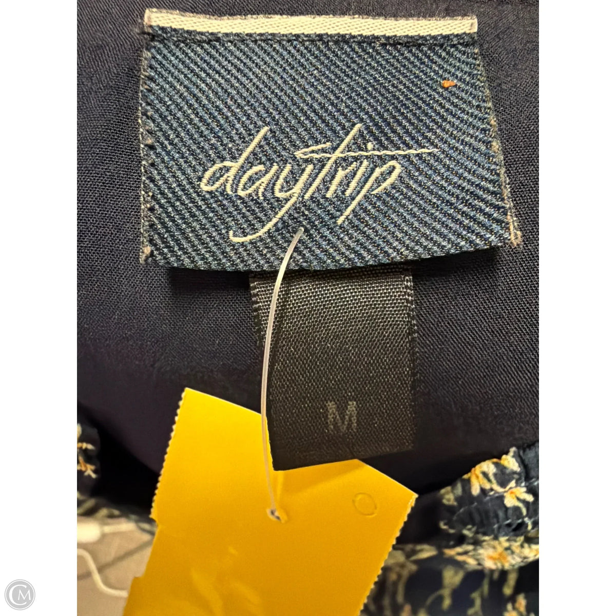 Top Sleeveless By Daytrip In Navy, Size: M