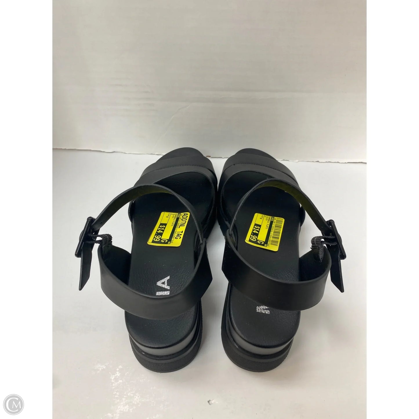 Sandals Flats By Mia In Black, Size: 8