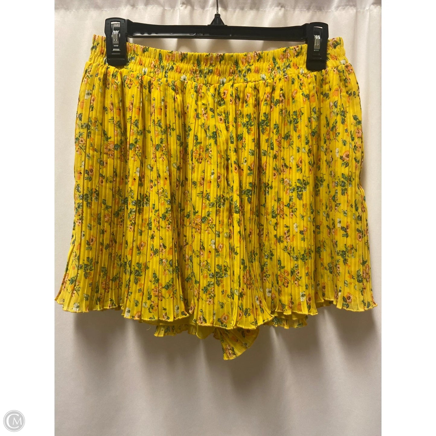 Shorts Set By Chelsea And Violet In Yellow, Size: M