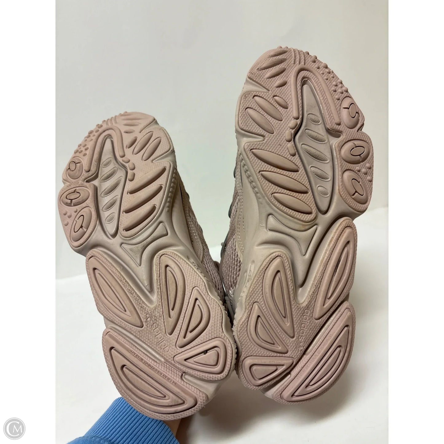 Shoes Athletic By Adidas In Mauve, Size: 6