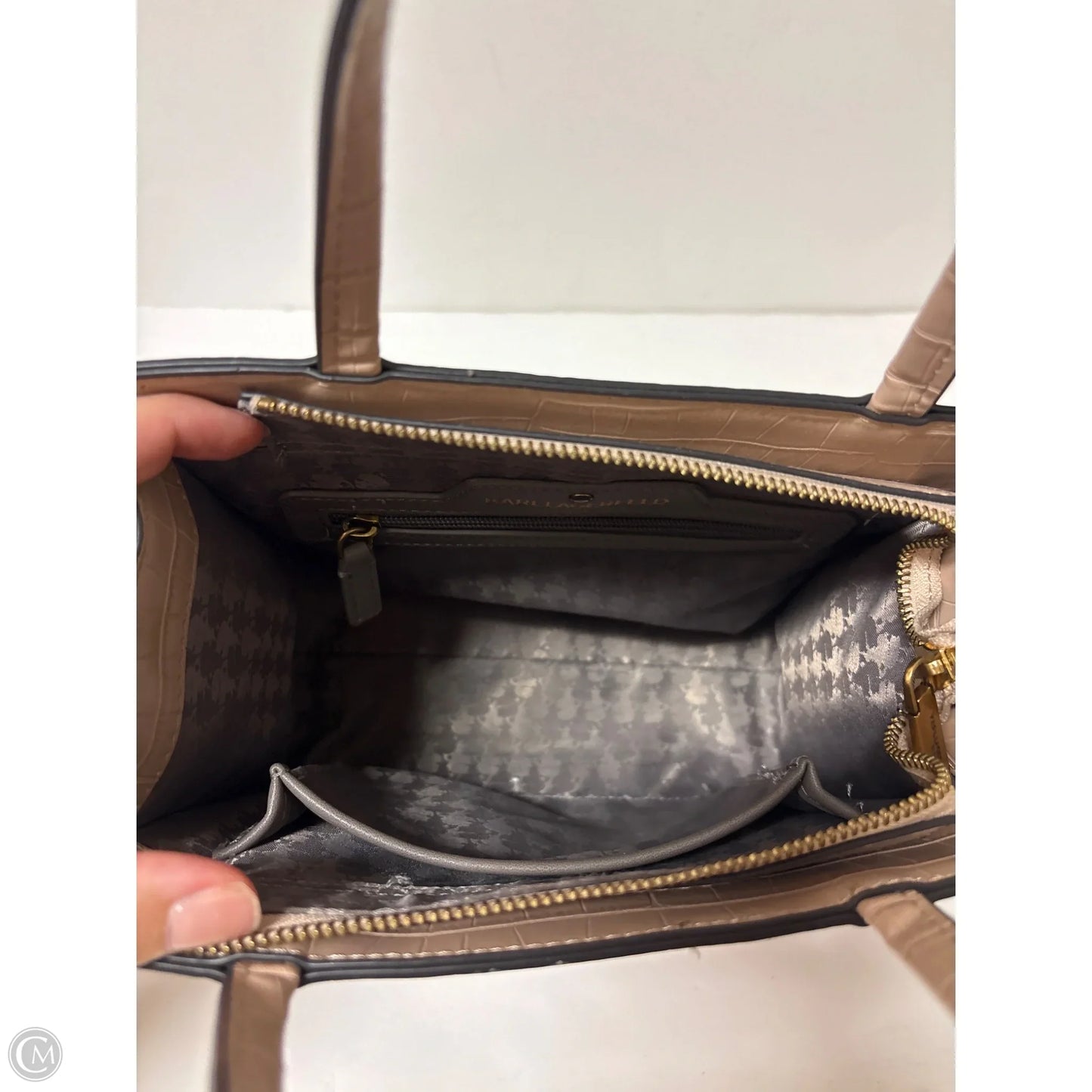 Crossbody Designer By Karl Lagerfeld, Size: Medium