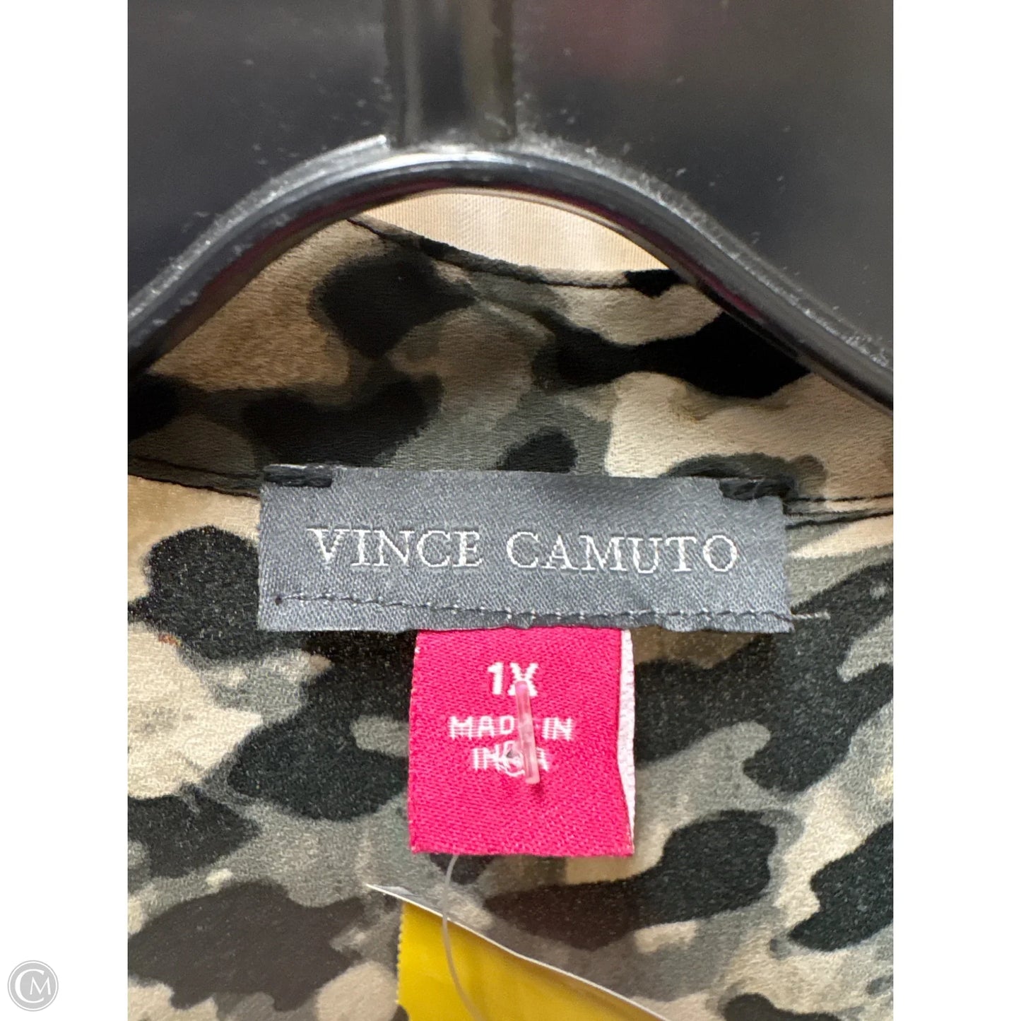 Top Long Sleeve By Vince Camuto In Animal Print, Size: 1x