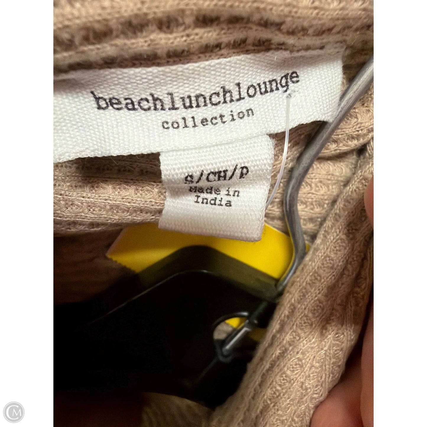 Top Long Sleeve By Beachlunchlounge In Beige, Size: S