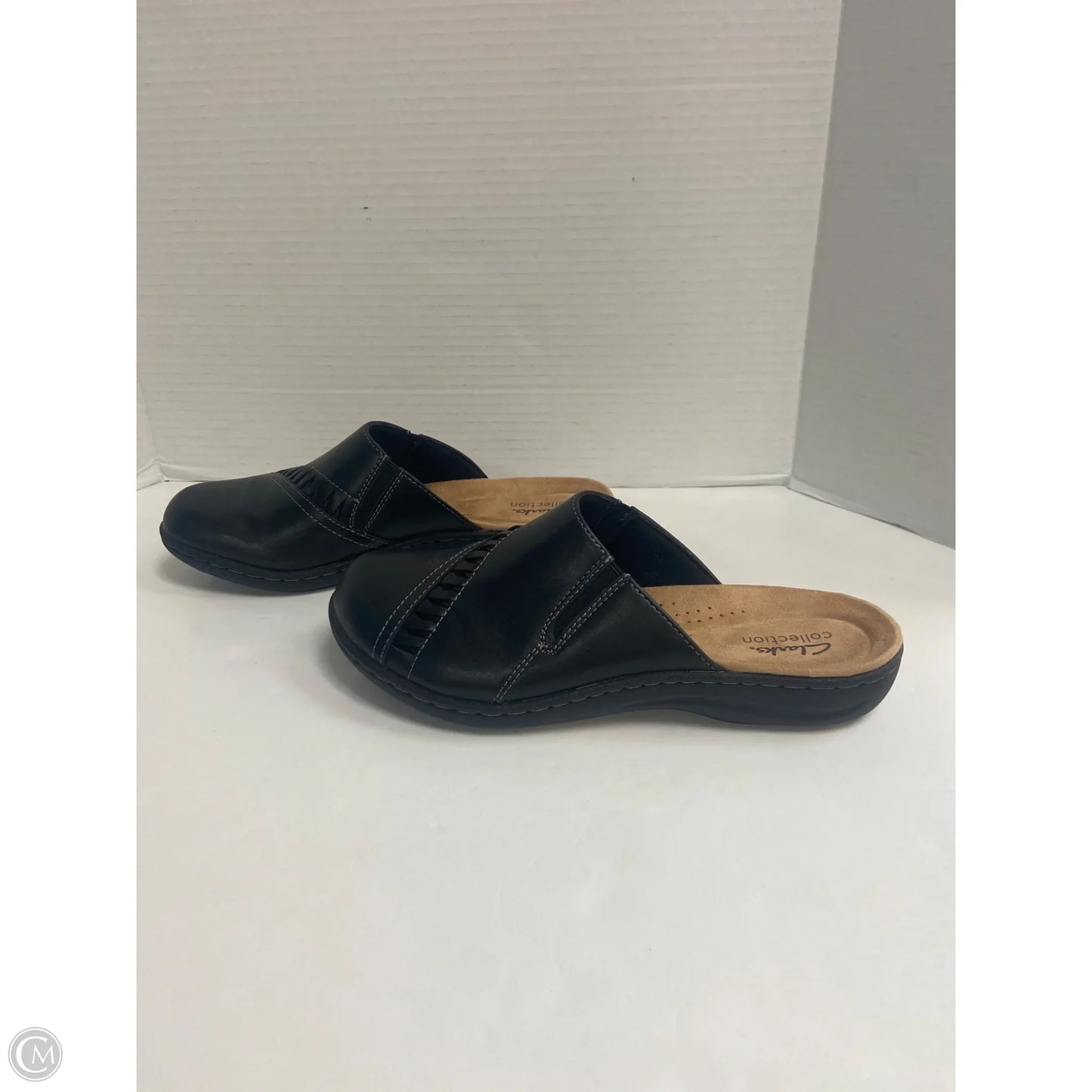 Shoes Flats By Clarks In Black, Size: 9
