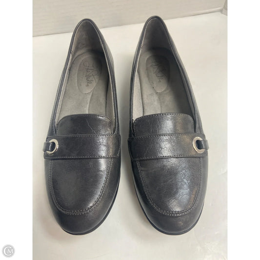 Shoes Flats By Life Stride In Grey, Size: 7.5