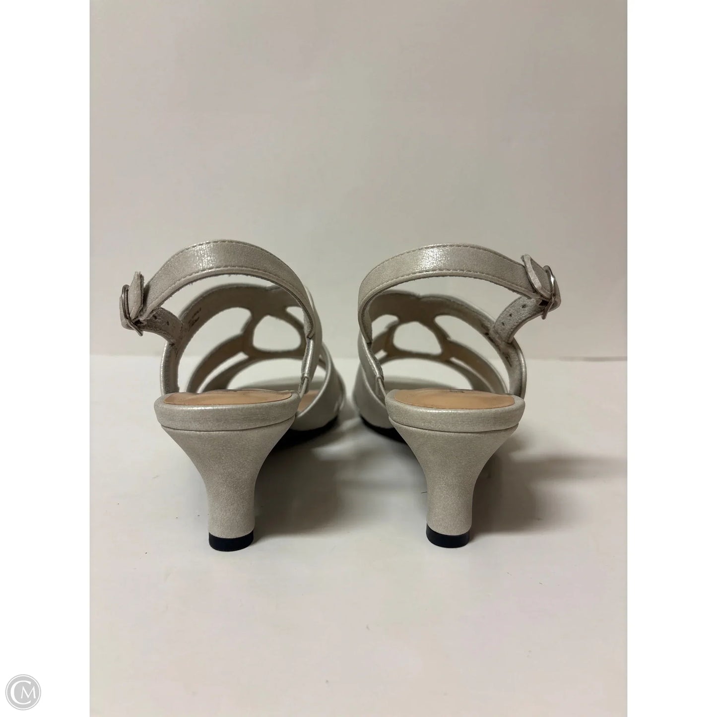 Shoes Heels Kitten By Easy Street In White, Size: 6.5