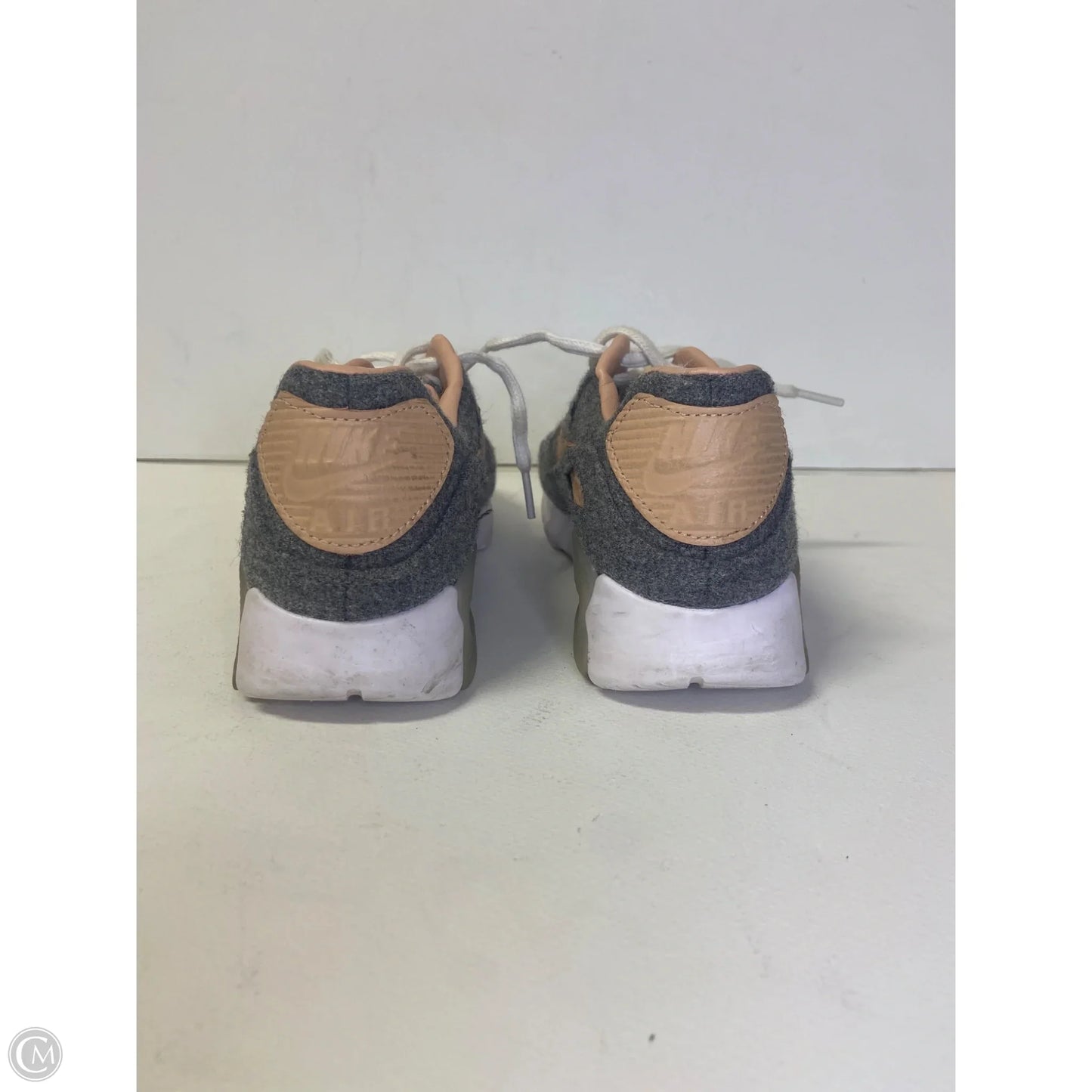 Shoes Athletic By Nike In Grey, Size: 7