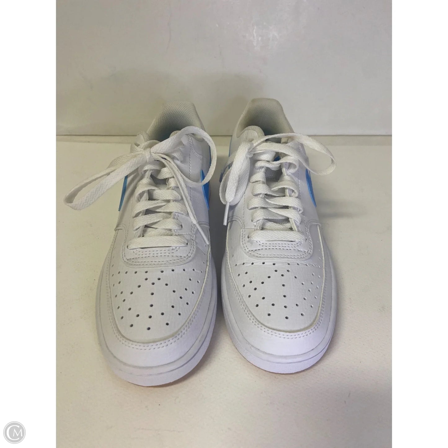 Shoes Athletic By Nike In White, Size: 7