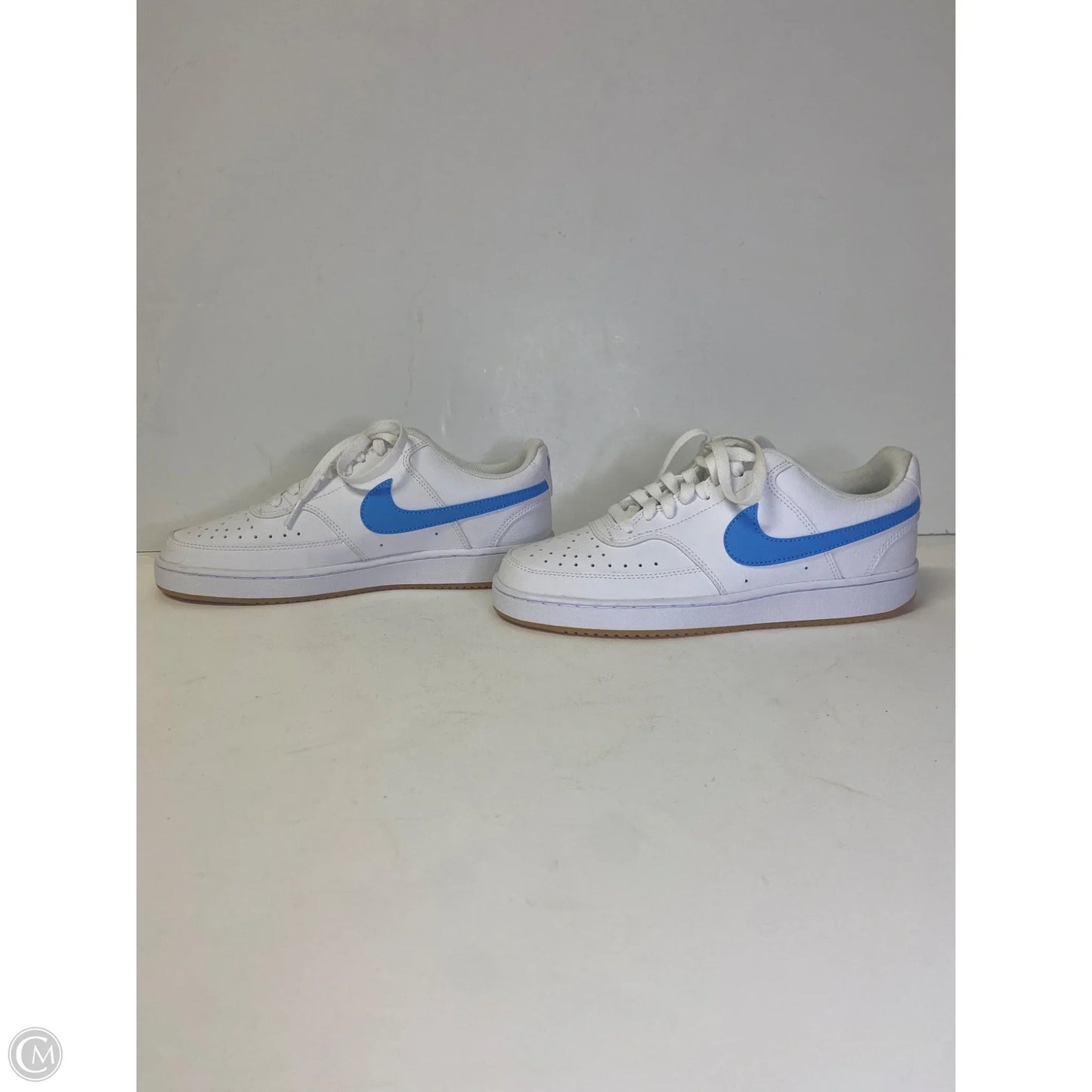 Shoes Athletic By Nike In White, Size: 7