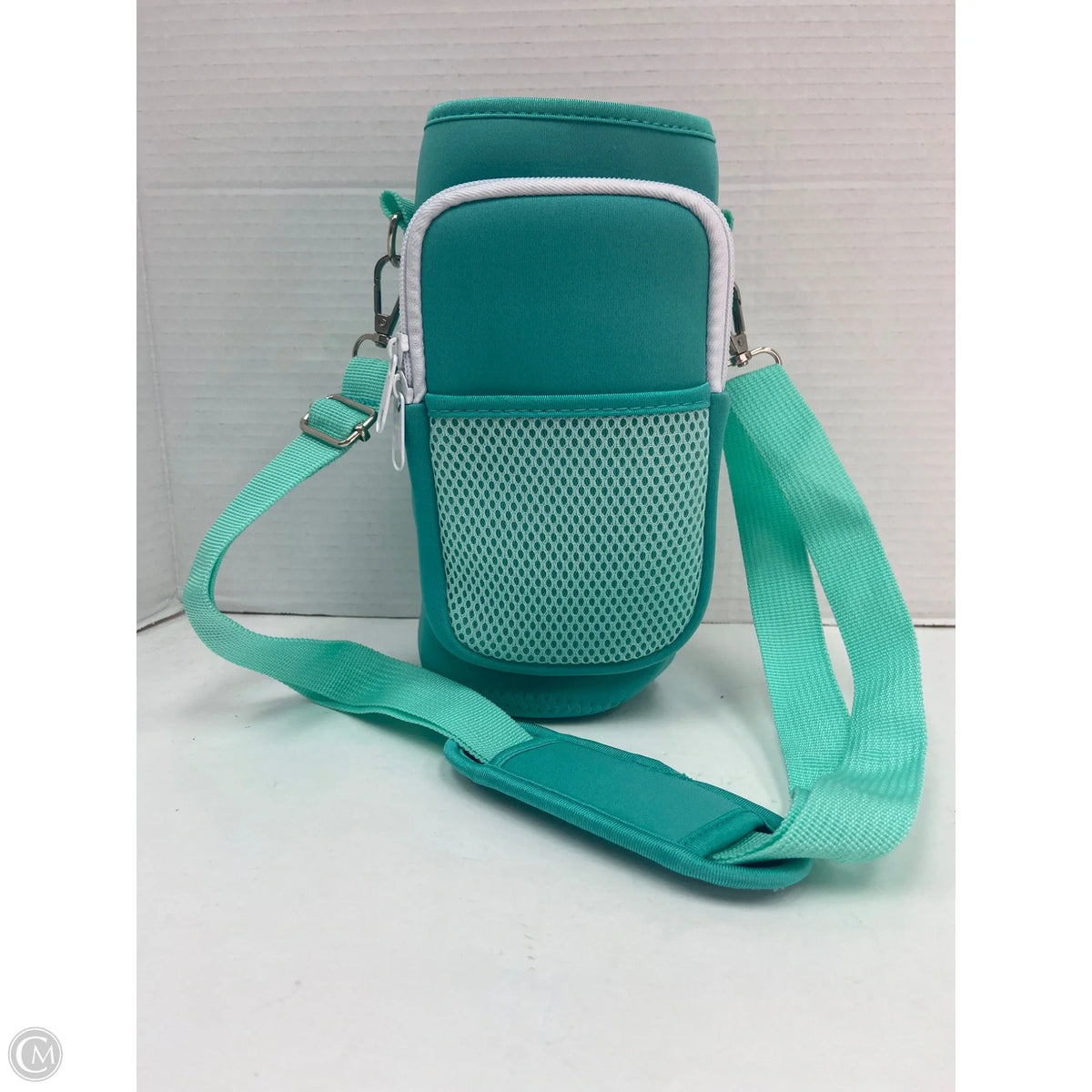 Crossbody By Clothes Mentor, Size: Medium