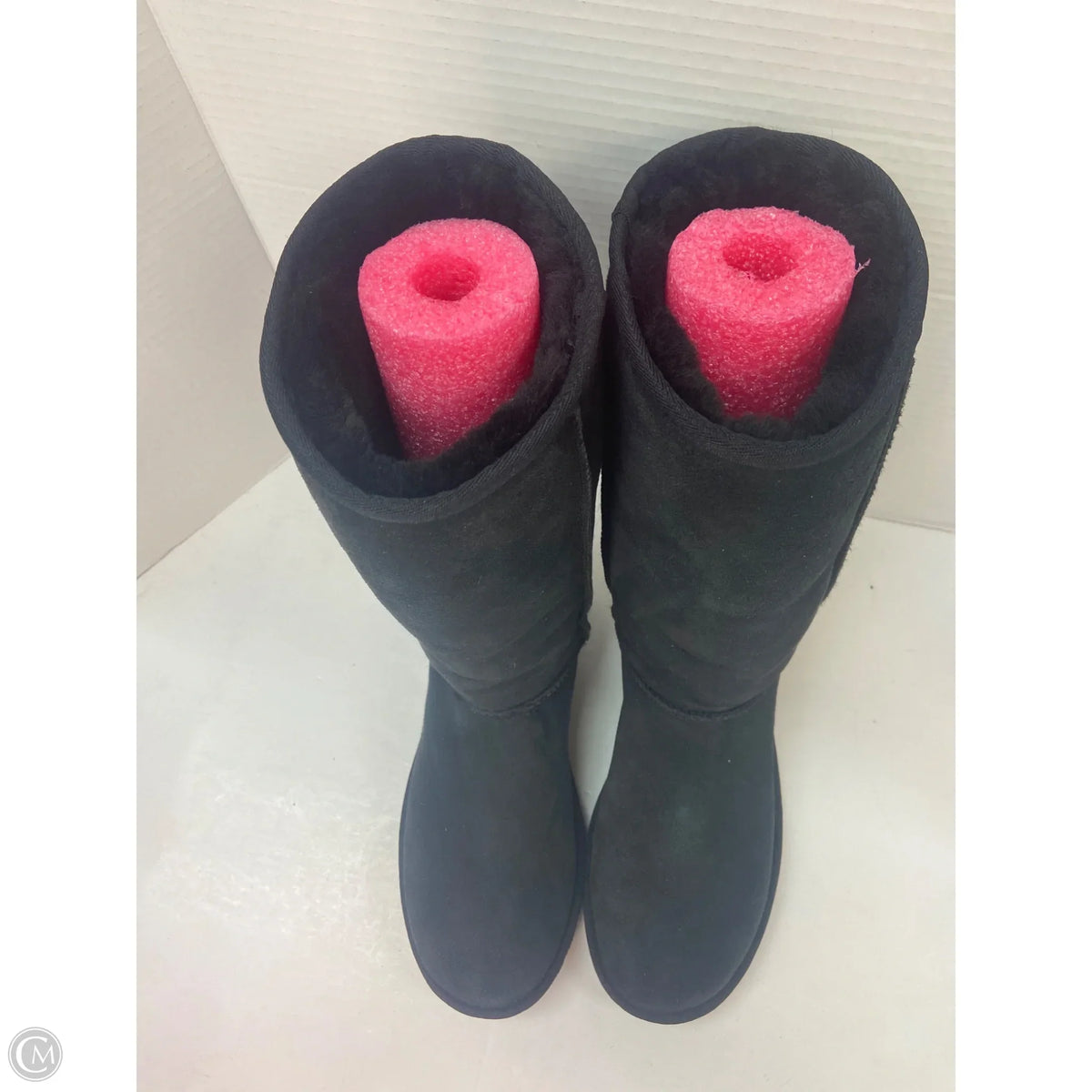 Boots Designer By Ugg In Black, Size: 8