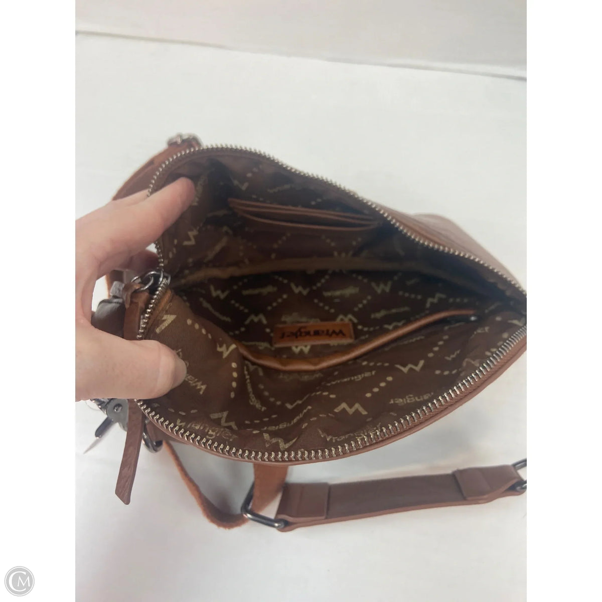 Crossbody Leather By Wrangler, Size: Large