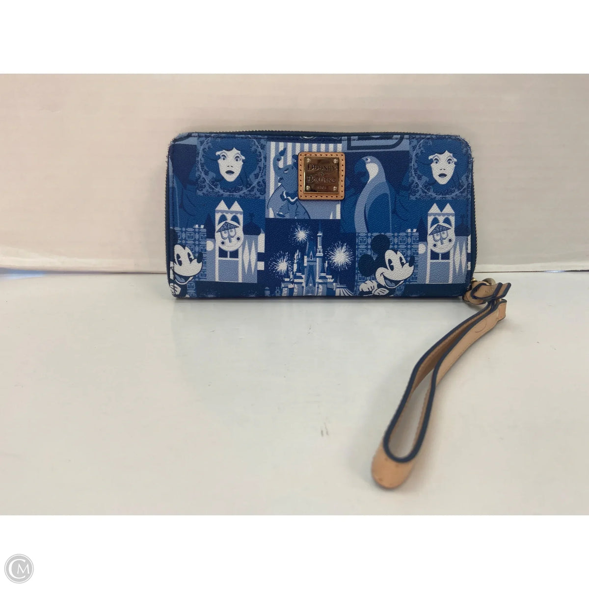 Wristlet Designer By Dooney And Bourke, Size: Large