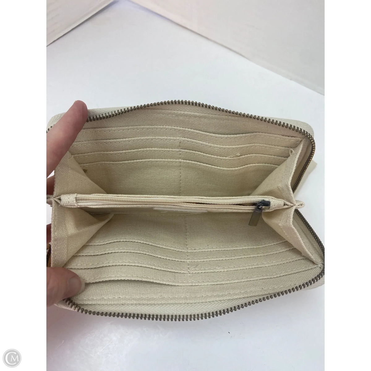 Wallet By Joy, Size: Large
