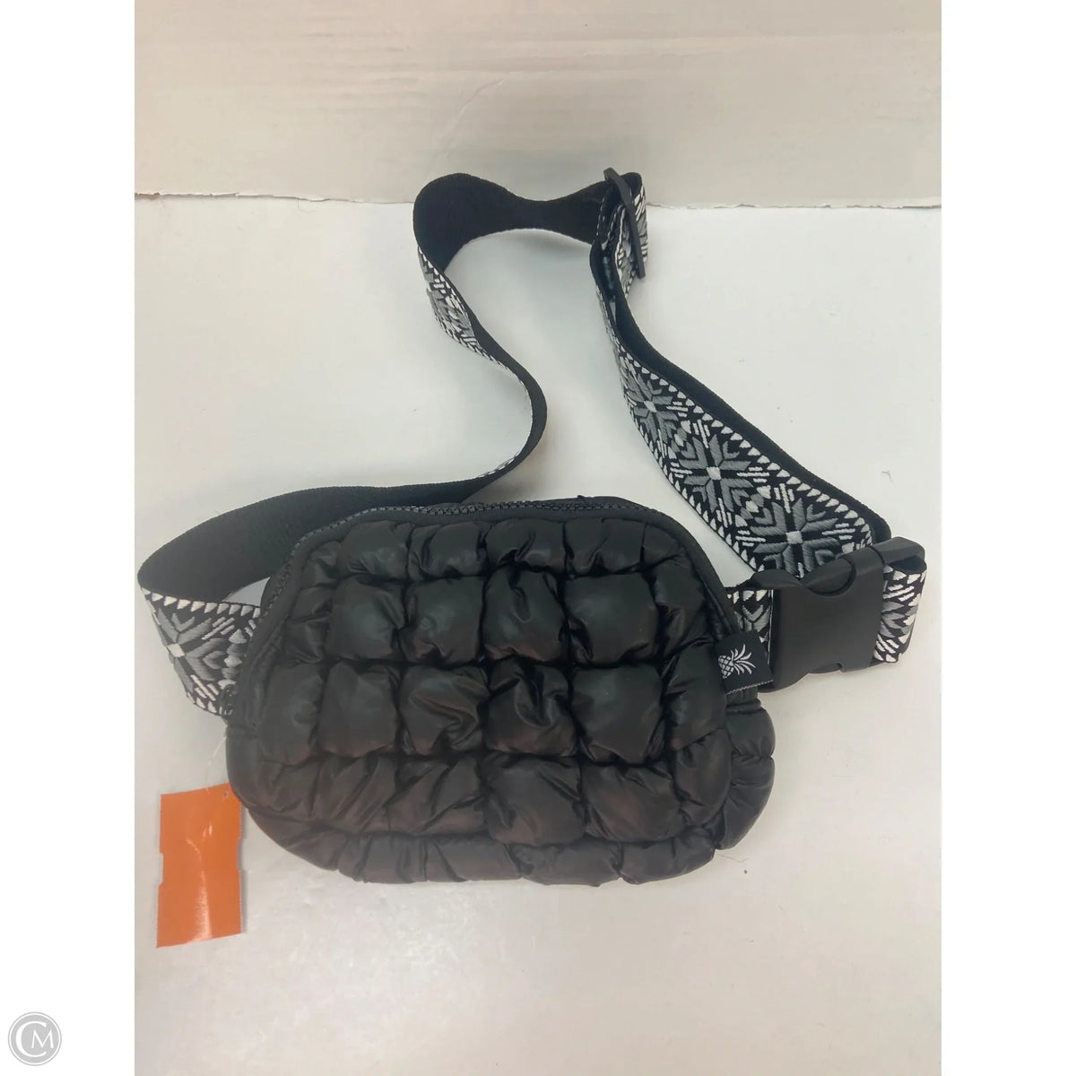 Belt Bag By Clothes Mentor, Size: Medium